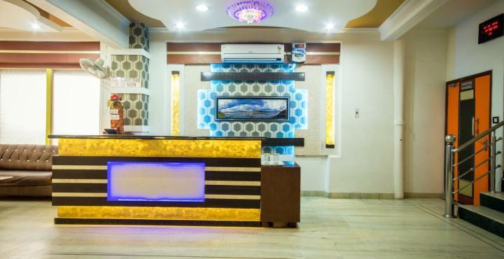 Fabexpress Alpine Hotel Agra  Exterior photo