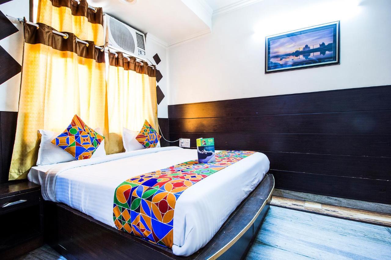 Fabexpress Alpine Hotel Agra  Exterior photo